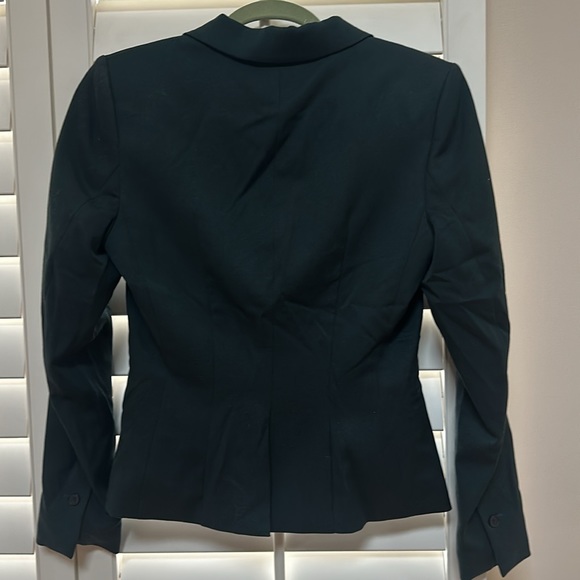 Blazer - Picture 4 of 4